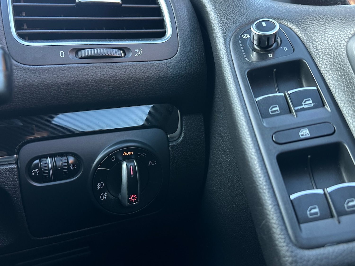 Used Volkswagen Golf 2011 for sale - 77749401: Photo 15