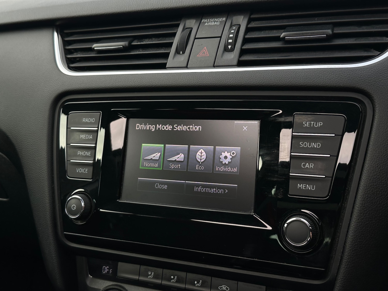 Used Skoda Octavia 2014 for sale - 76836500: Photo 15