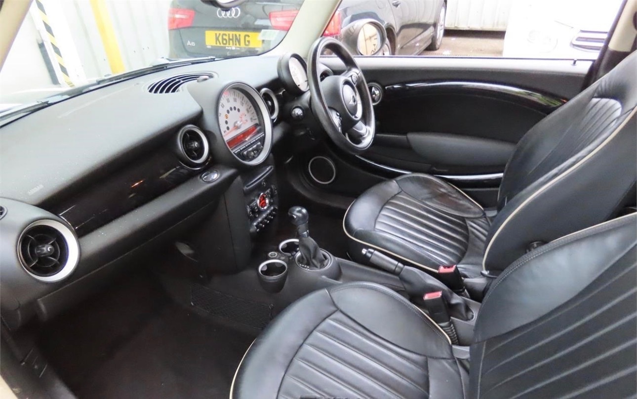 Used MINI Clubman 2010 for sale - 77750098: Photo 2