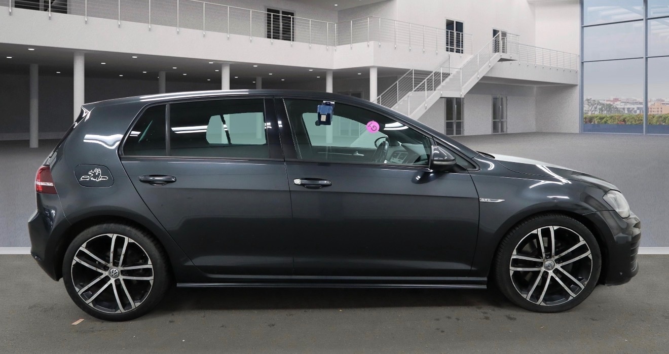 Used Volkswagen Golf 2014 for sale - 78000680: Photo 6
