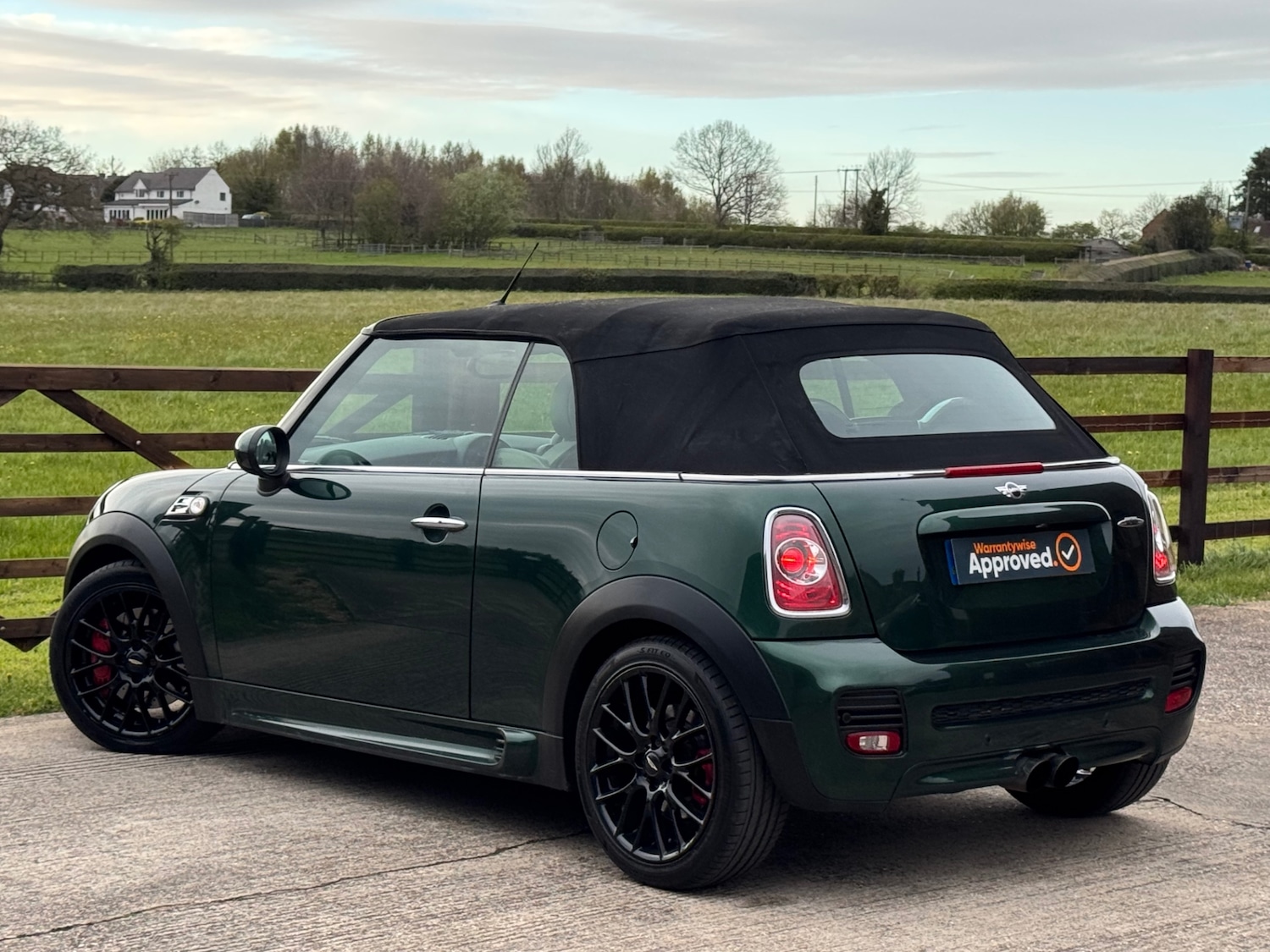 Used MINI Convertible 2011 for sale - 78204355: Photo 27