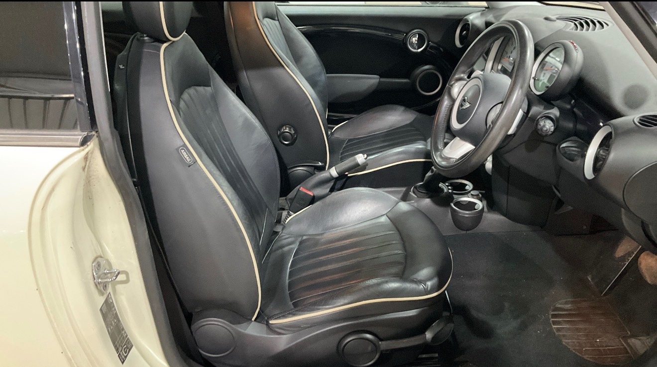 Used MINI Hatch 2008 for sale - 76142356: Photo 3