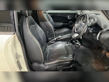 Used MINI Hatch 2008 for sale - 76142356: Photo 3