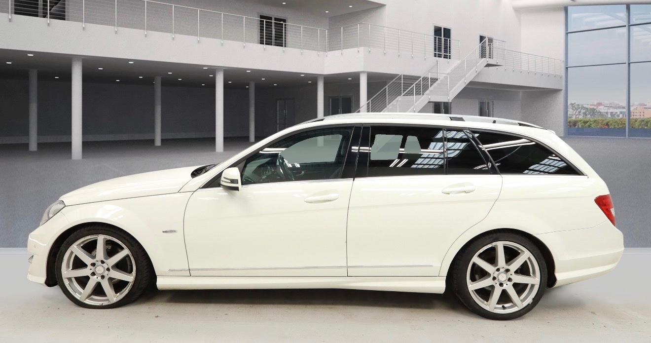 Used Mercedes-Benz C Class 2011 for sale - 77998773: Photo 6