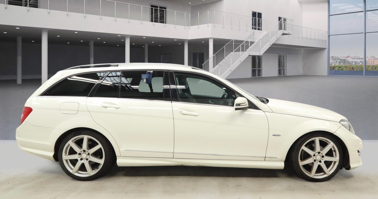 Used Mercedes-Benz C Class 2011 for sale - 77998773: Photo 9