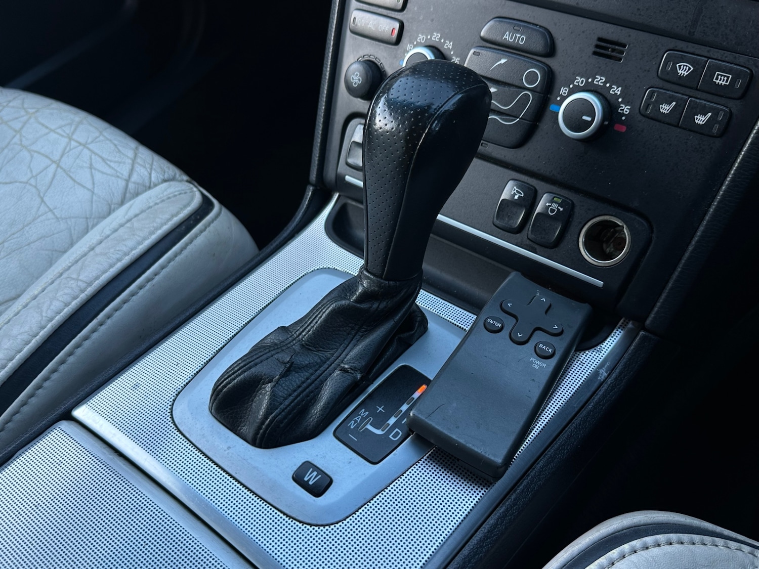 Used Volvo XC90 2011 for sale - 76784778: Photo 14