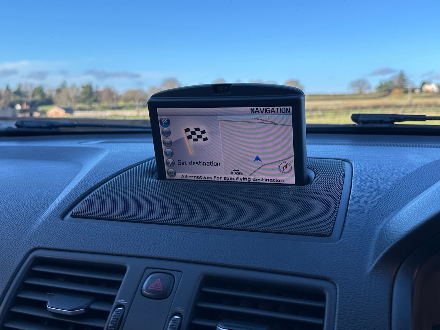 Used Volvo XC90 2011 for sale - 76784778: Photo 15