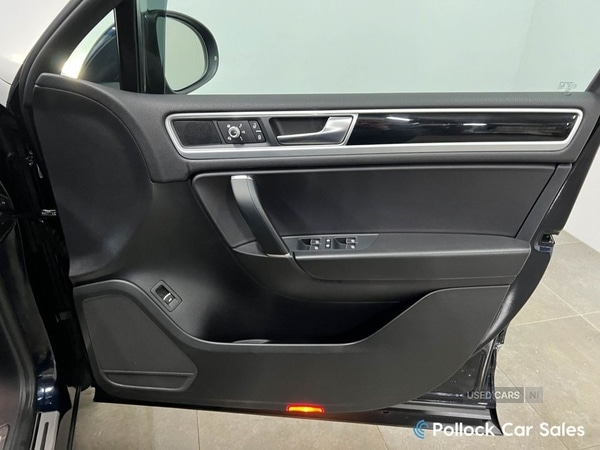 Used Volkswagen Touareg 2017 for sale - 76441475: Photo 25