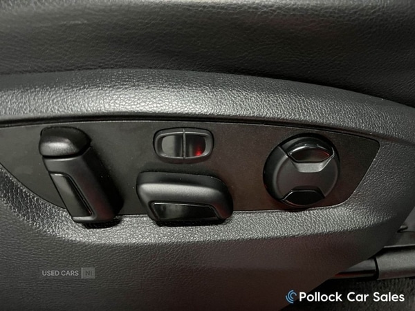 Used Volkswagen Touareg 2017 for sale - 76441475: Photo 28