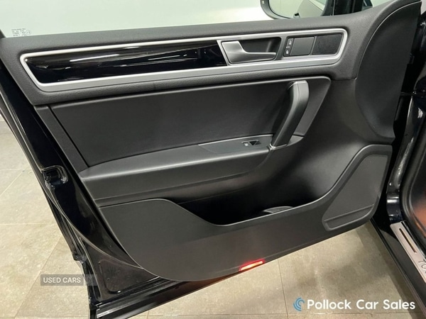 Used Volkswagen Touareg 2017 for sale - 76441475: Photo 31