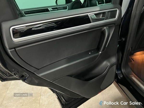 Used Volkswagen Touareg 2017 for sale - 76441475: Photo 34