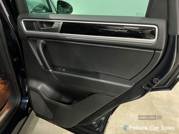 Used Volkswagen Touareg 2017 for sale - 76441475: Photo 36