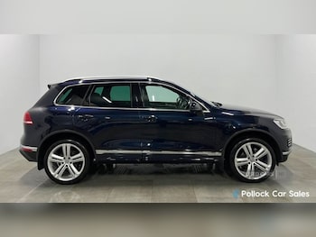 Used Volkswagen Touareg 2017 for sale - 76441475: Photo