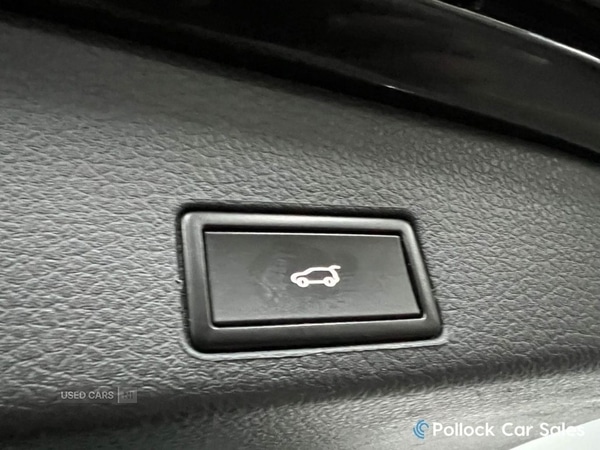 Used Volkswagen Touareg 2017 for sale - 76441475: Photo 56