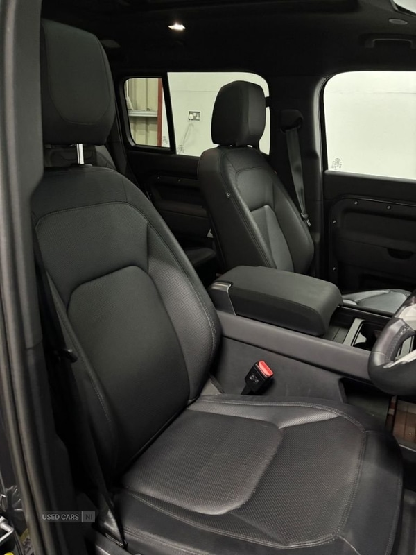 Used Land Rover Defender 2023 for sale - 77898769: Photo 26