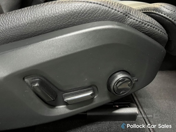 Used Volvo XC60 2023 for sale - 78035353: Photo 30