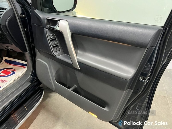 Used Toyota Land Cruiser 2010 for sale - 77854739: Photo 36