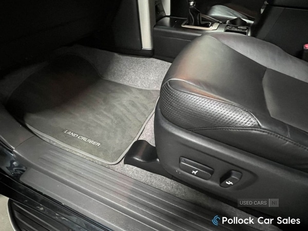 Used Toyota Land Cruiser 2010 for sale - 77854739: Photo 40