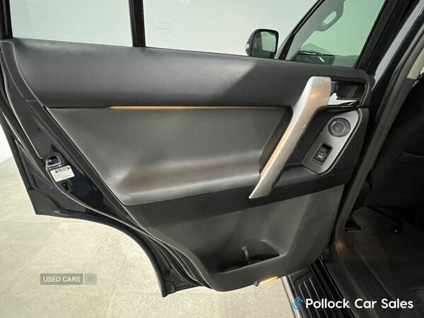 Used Toyota Land Cruiser 2010 for sale - 77854739: Photo 44