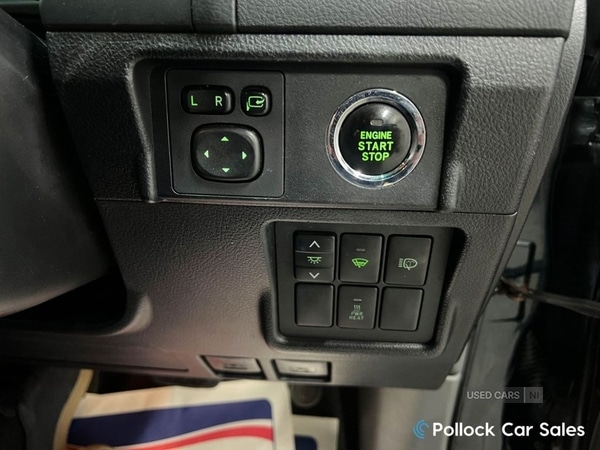 Used Toyota Land Cruiser 2010 for sale - 77854739: Photo 64