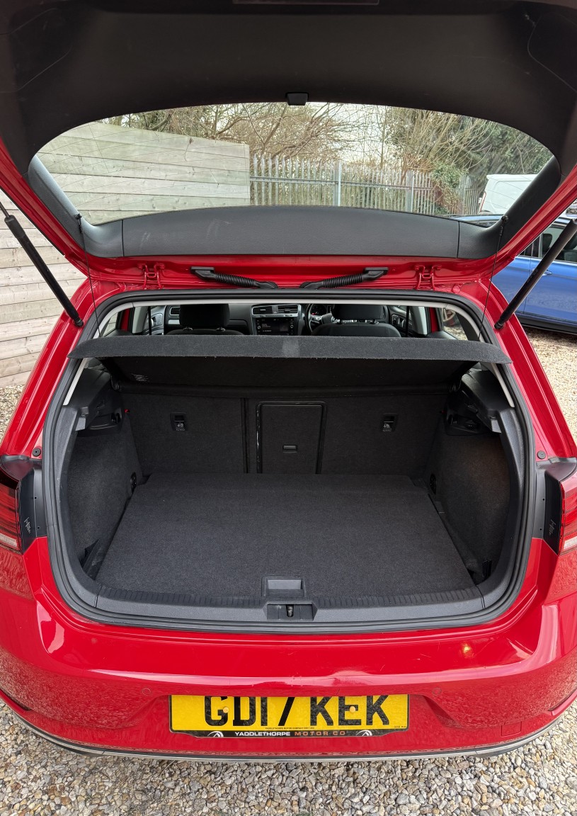 Used Volkswagen Golf 2017 for sale - 76968590: Photo 12