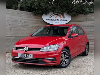 Used Volkswagen Golf 2017 for sale - 76968590: Photo