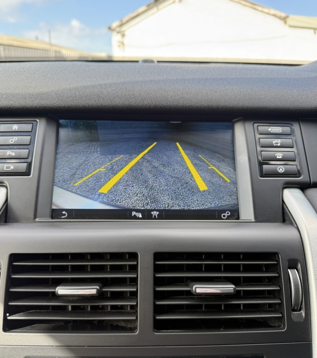 Used Land Rover Discovery Sport 2016 for sale - 78045706: Photo 4