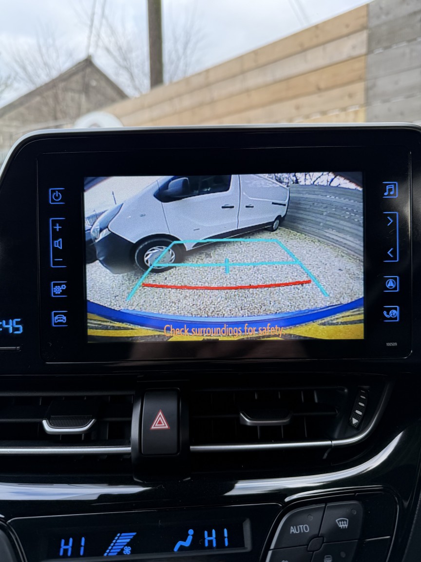 Used Toyota C-HR 2019 for sale - 77038940: Photo 10