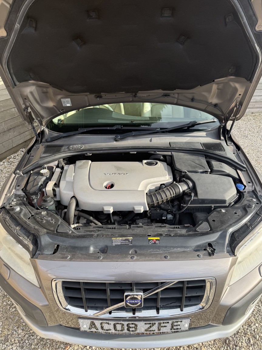 Used Volvo XC70 2008 for sale - 78105971: Photo 9