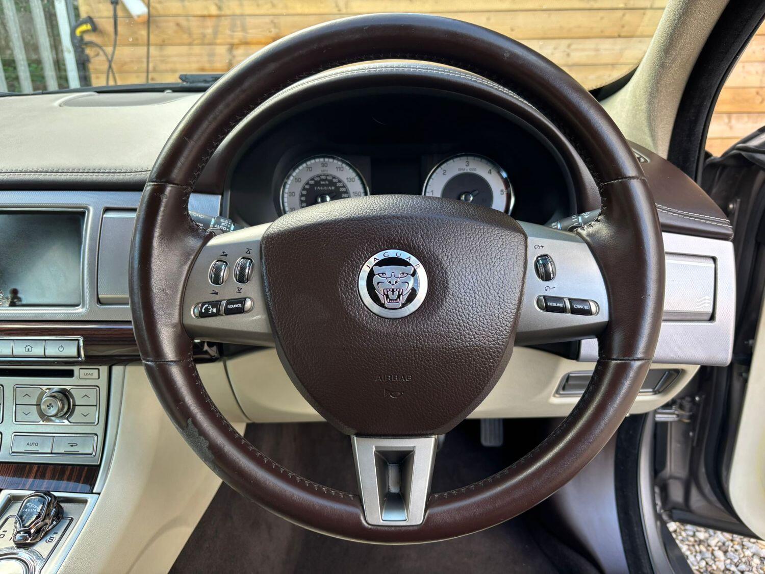 Used Jaguar XF 2009 for sale - 76376881: Photo 11