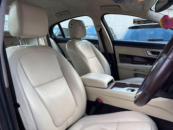 Used Jaguar XF 2009 for sale - 76376881: Photo