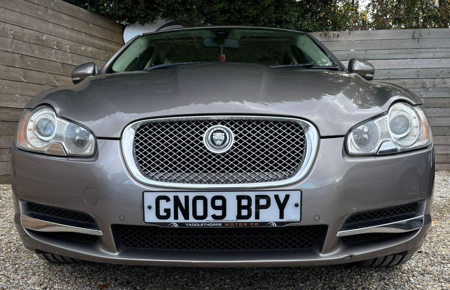 Used Jaguar XF 2009 for sale - 76376881: Photo 5