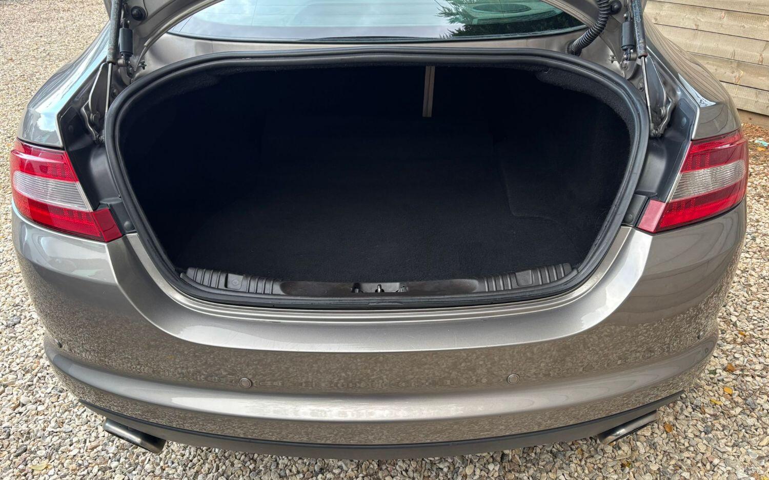 Used Jaguar XF 2009 for sale - 76376881: Photo 7