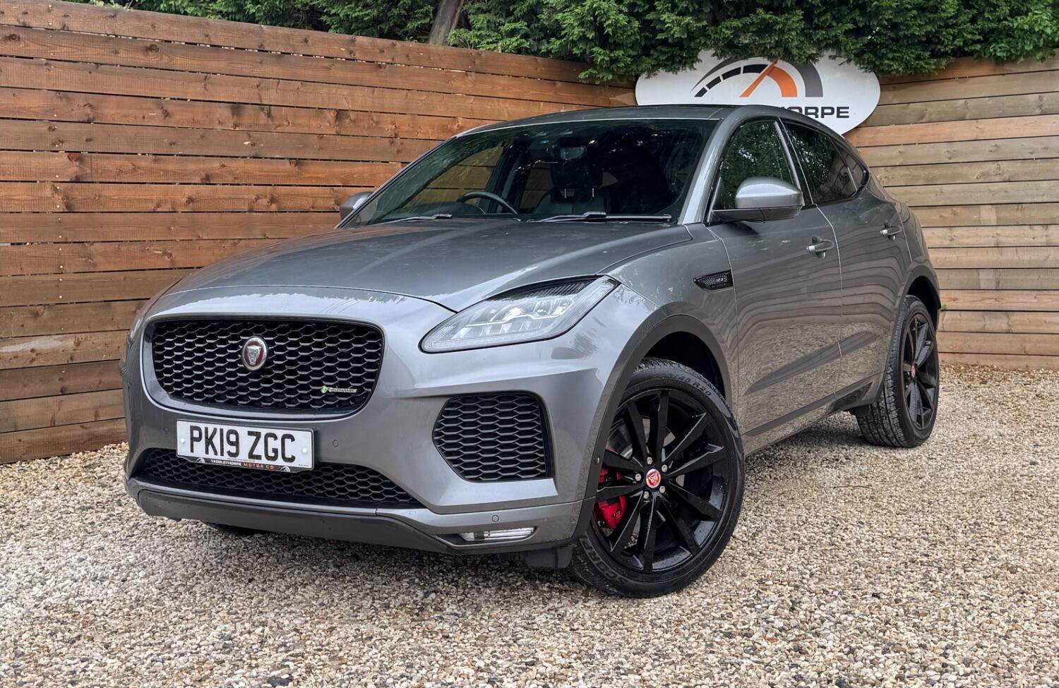 Used Jaguar E-Pace 2019 for sale - 76769309: Photo 1