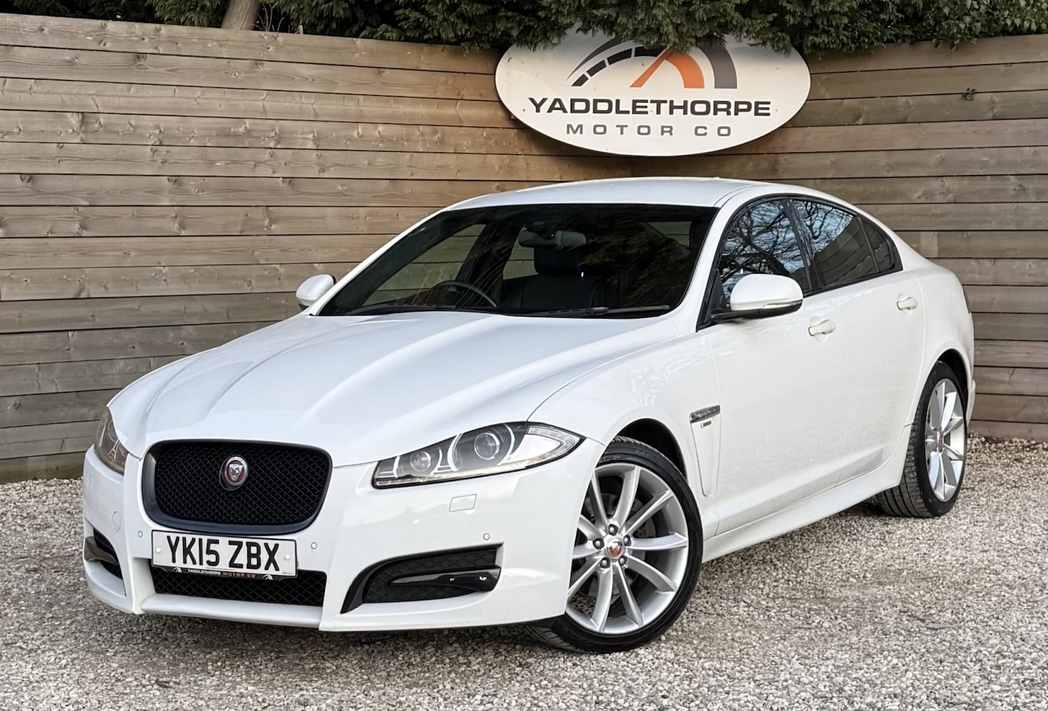 Used Jaguar XF 2015 for sale - 78018339: Photo 1