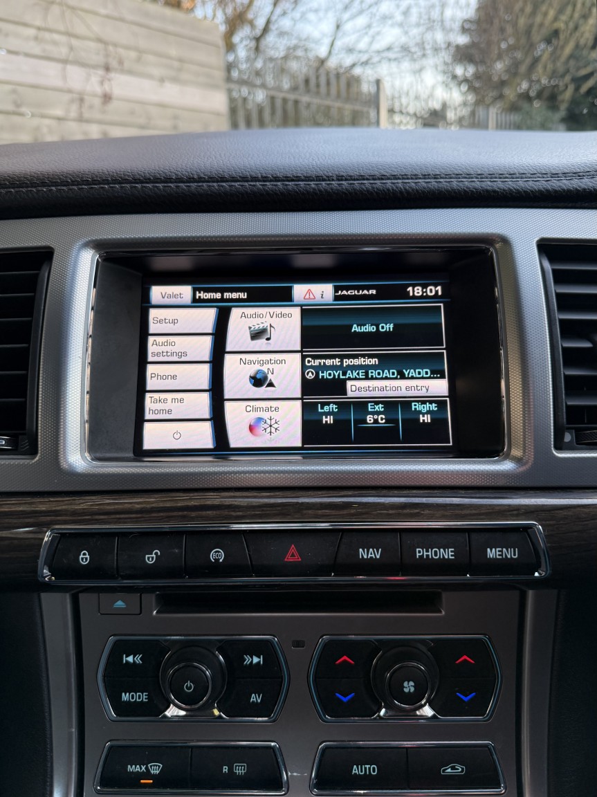 Used Jaguar XF 2015 for sale - 78018339: Photo 7