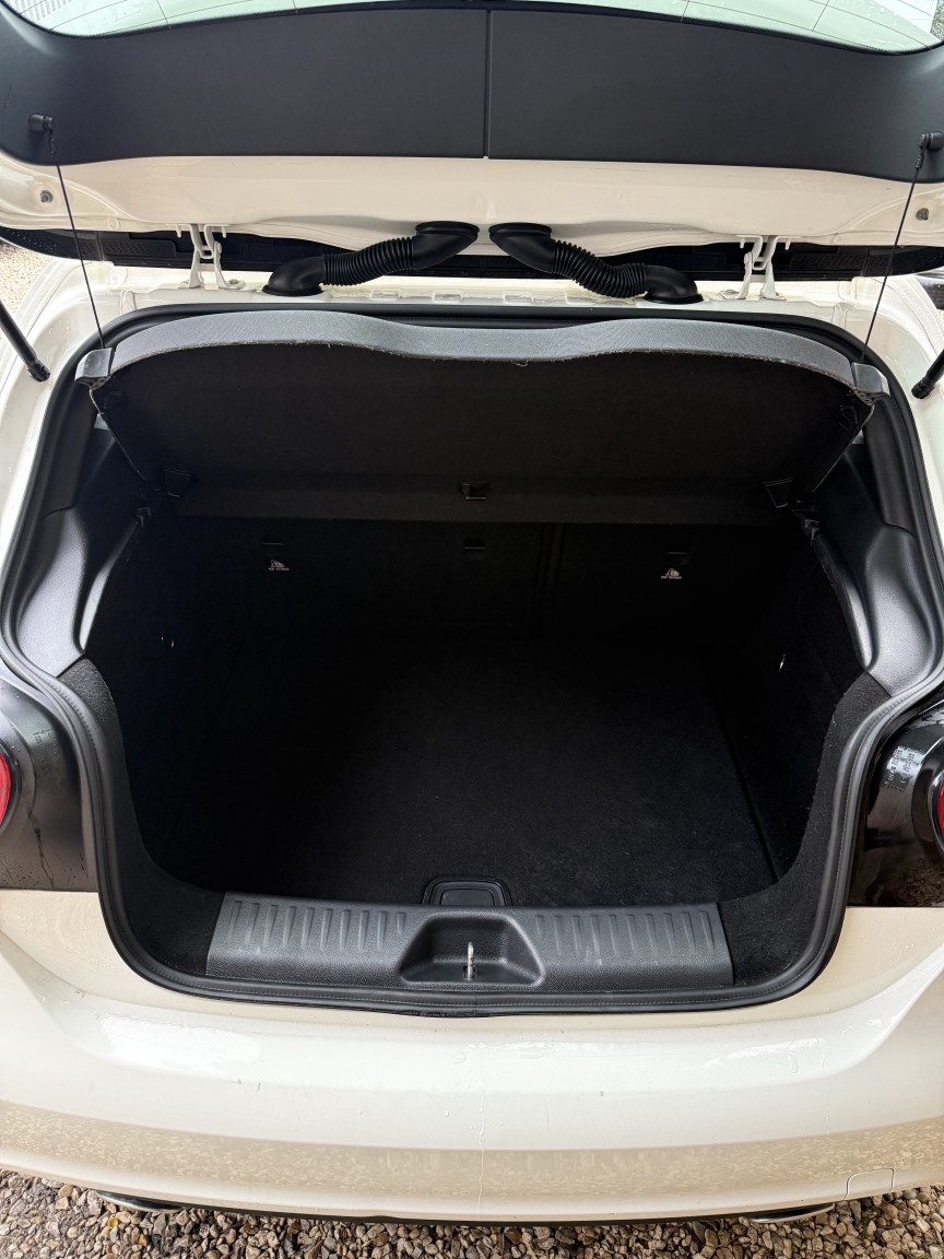 Used Mercedes-Benz A-Class 2015 for sale - 77400069: Photo 7