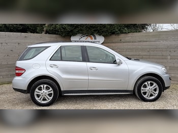 Used Mercedes-Benz M Class 2008 for sale - 77681707: Photo