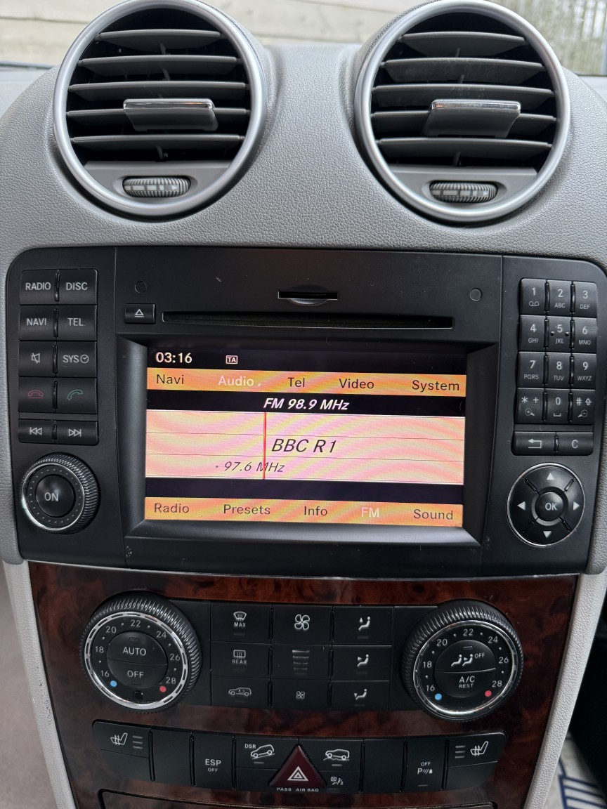 Used Mercedes-Benz M Class 2008 for sale - 77681707: Photo 8