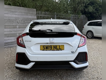 Used Honda Civic 2019 for sale - 78870344: Photo