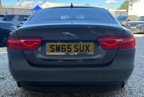 Used Jaguar XE 2016 for sale - 76313888: Photo 5