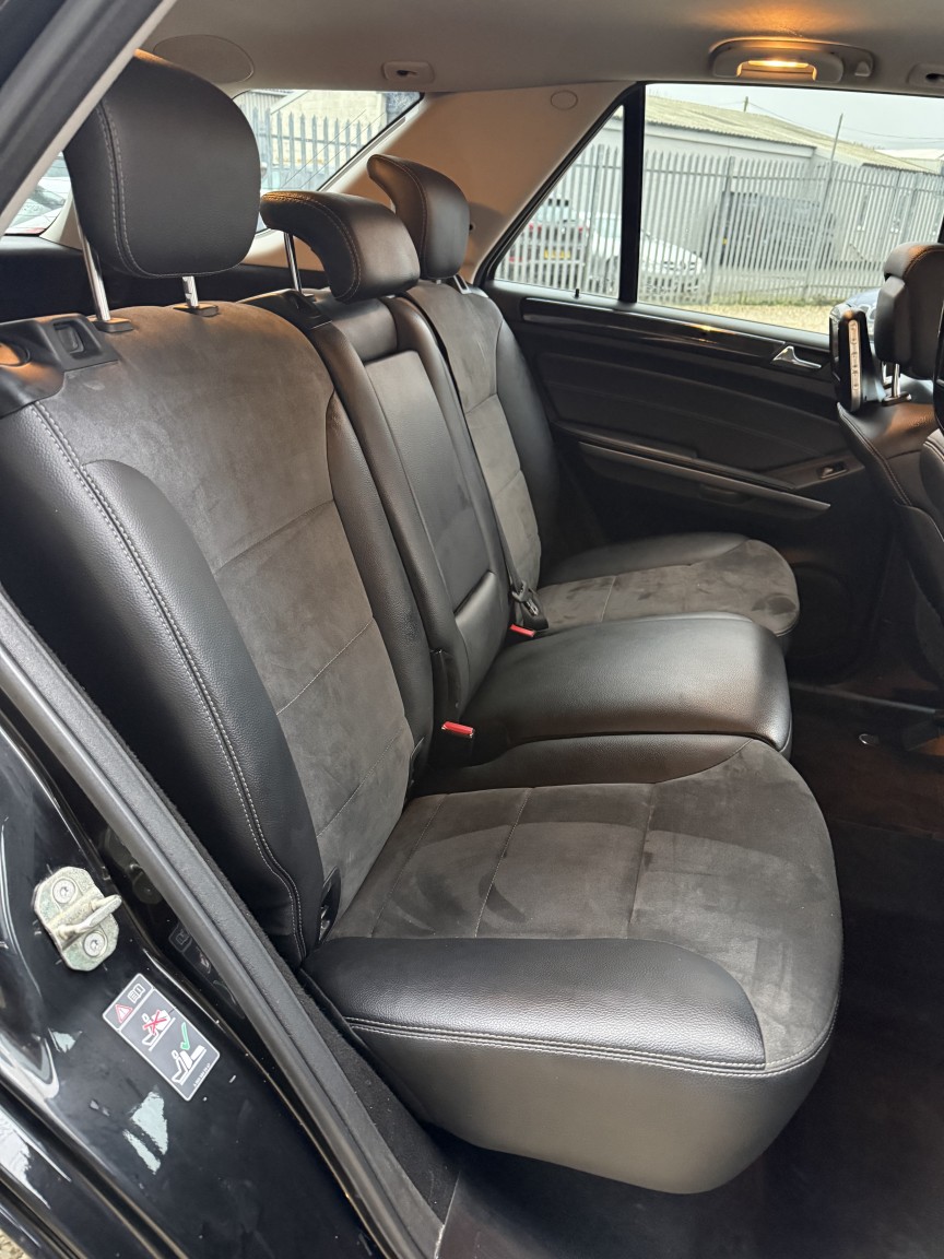 Used Mercedes-Benz M Class 2009 for sale - 77707132: Photo 6