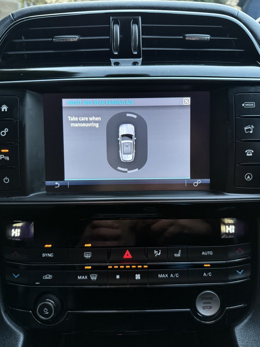 Used Jaguar F-Pace 2017 for sale - 76656076: Photo 10