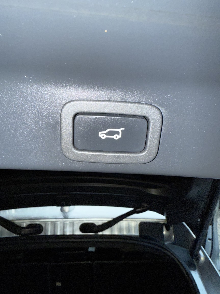 Used Jaguar F-Pace 2017 for sale - 76656076: Photo 11