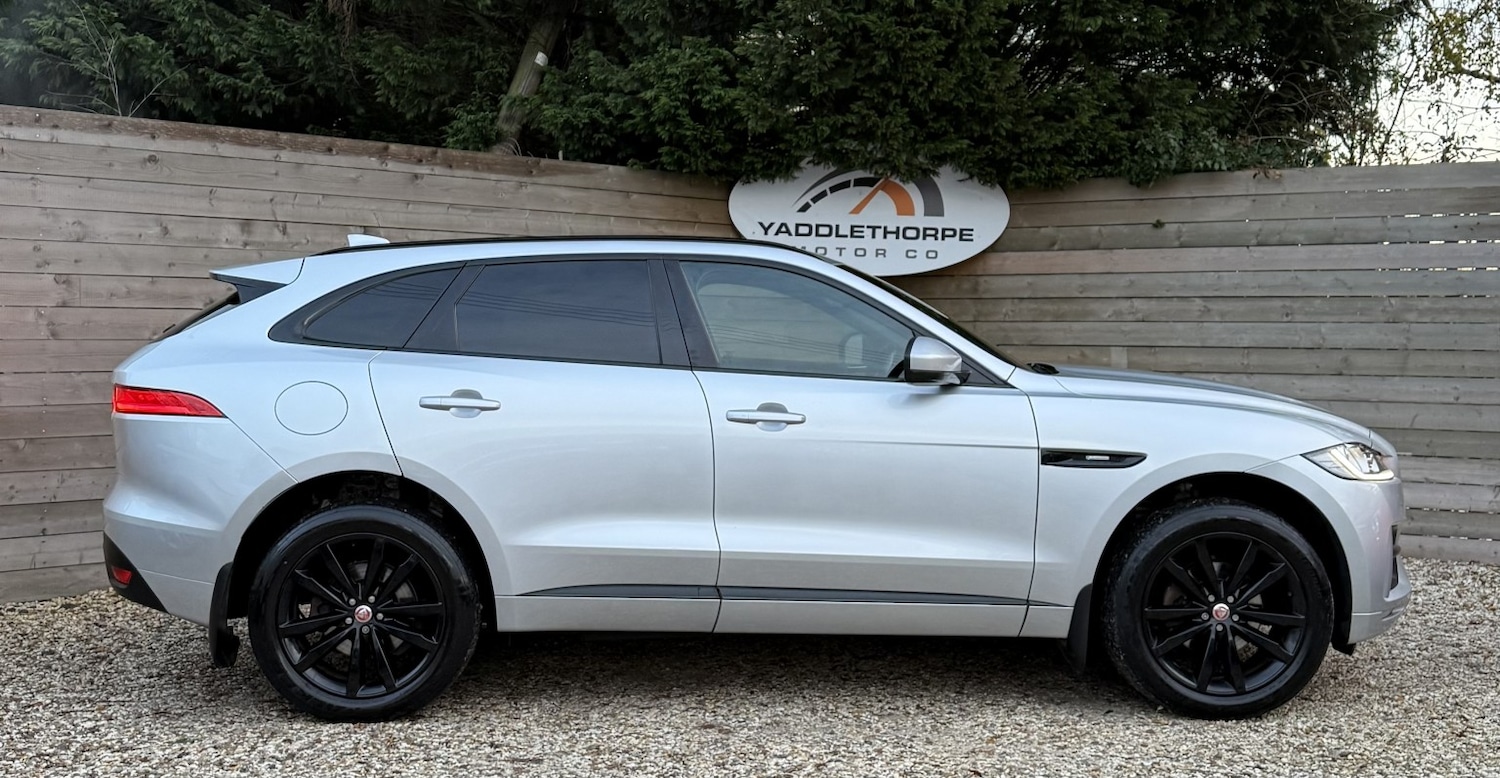 Used Jaguar F-Pace 2017 for sale - 76656076: Photo 2