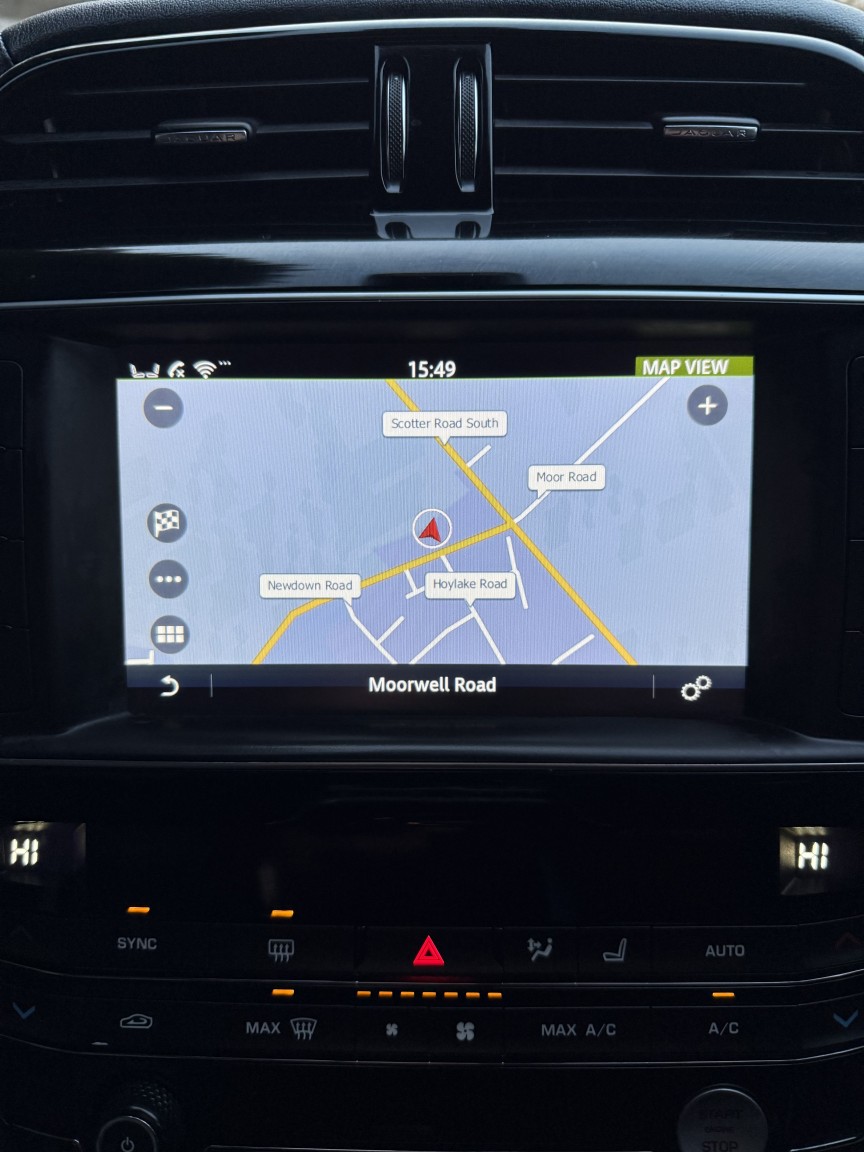 Used Jaguar F-Pace 2017 for sale - 76656076: Photo 8