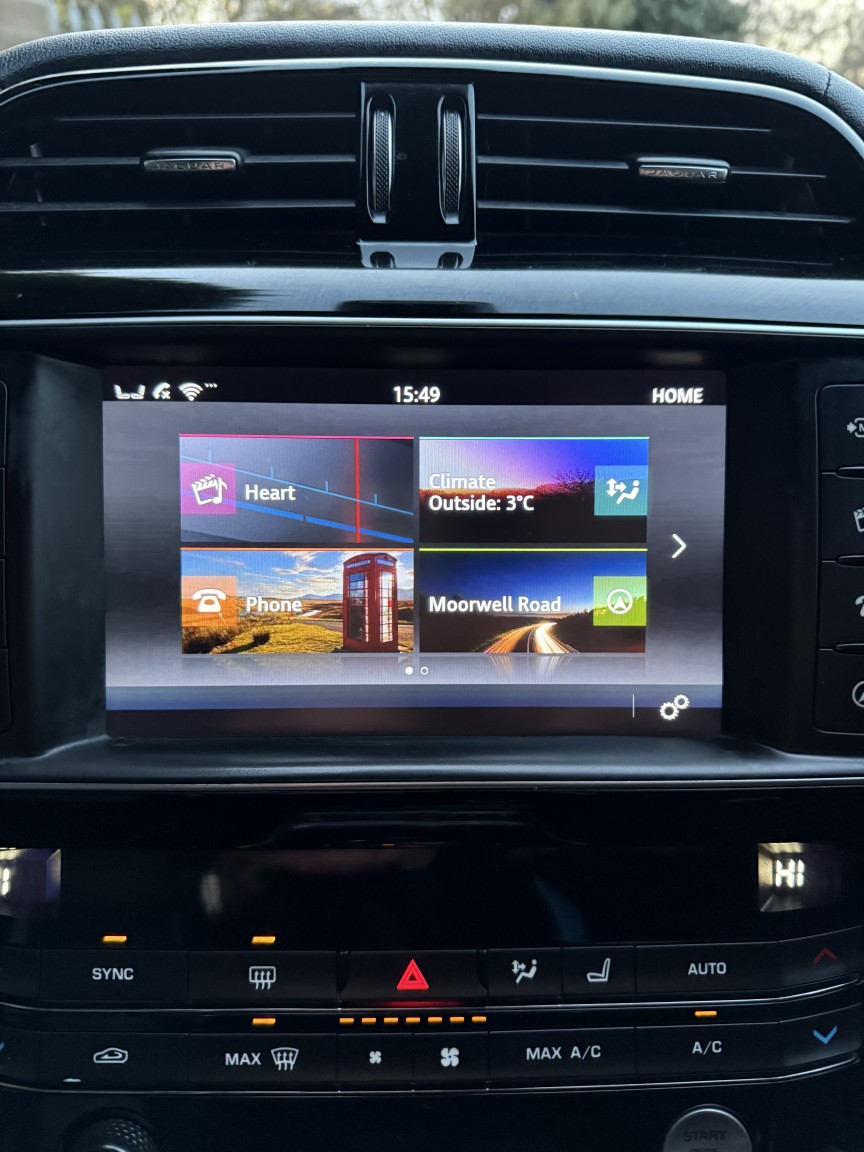 Used Jaguar F-Pace 2017 for sale - 76656076: Photo 9