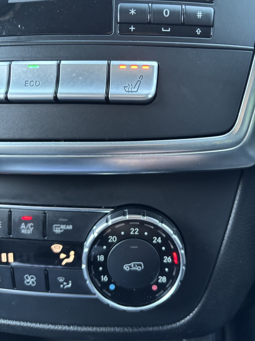 Used Mercedes-Benz M Class 2013 for sale - 76748264: Photo 8