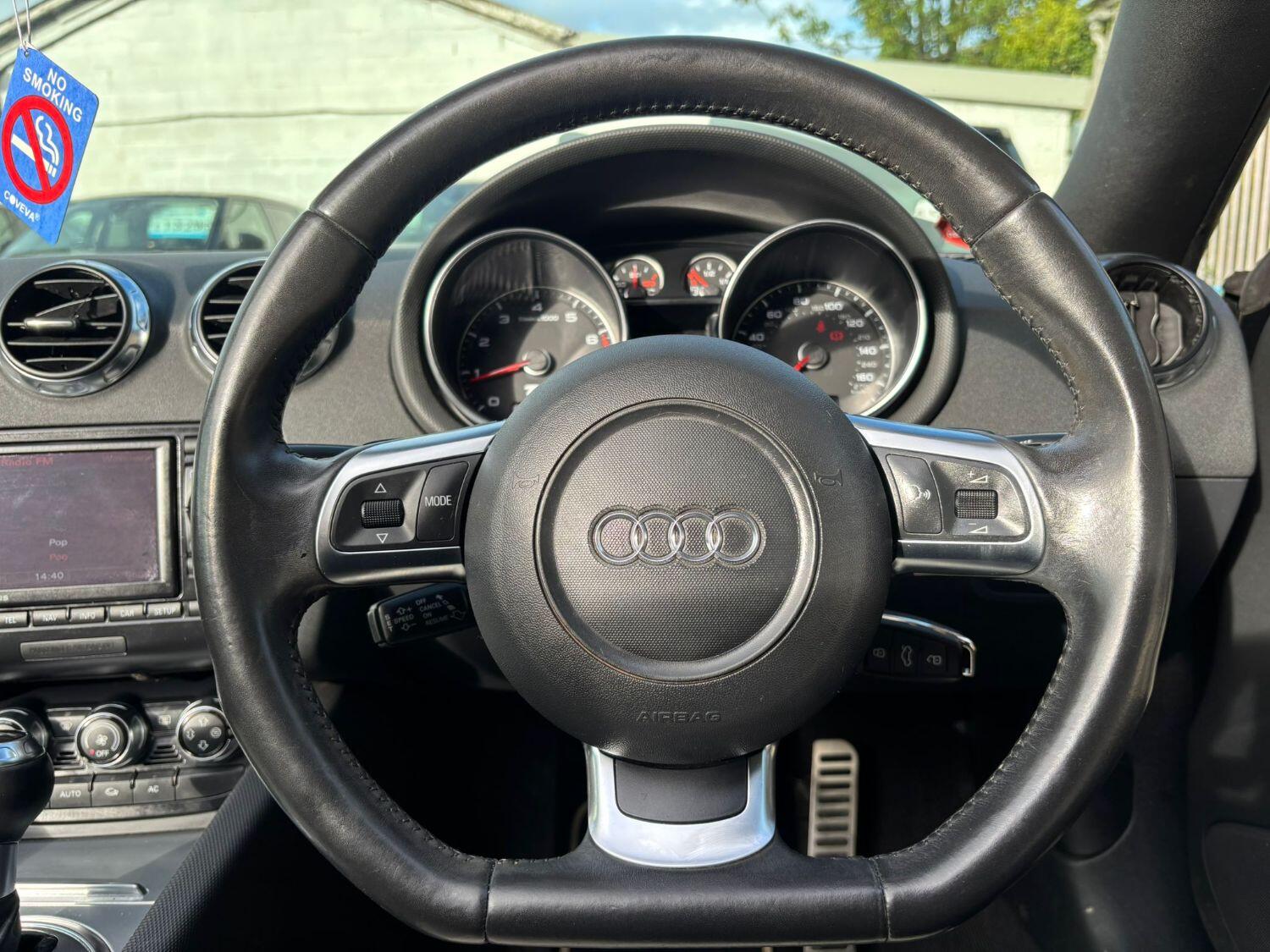 Used Audi TT 2010 for sale - 76376902: Photo 11