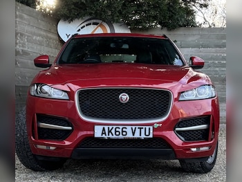 Used Jaguar F-Pace 2017 for sale - 77319862: Photo